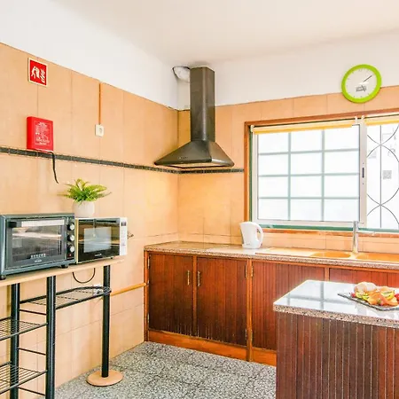 Golden - Piscina Aquecivel E Bbq - * Αλμπουφέιρα